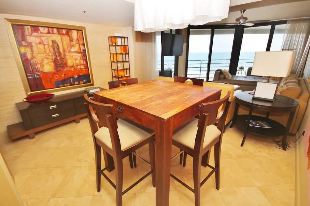 Ebb Tide 703 Apartment 2