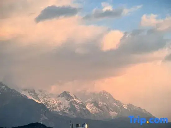 Yijingyun • Lijiang Snow Mountain View Holiday Homestay