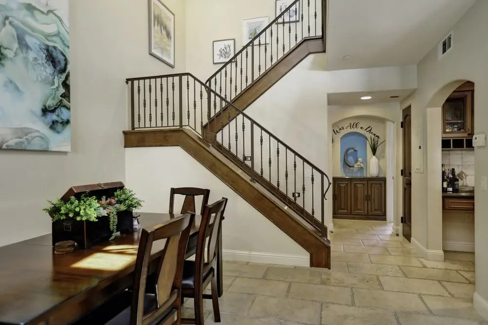 203 Cortez 3 Bedroom Condo by Redawning