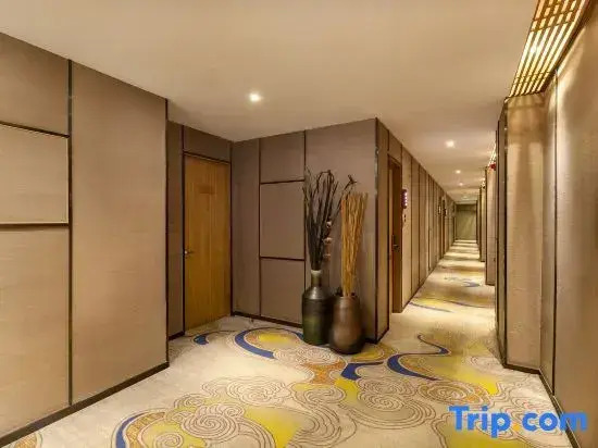 Jingyi Boutique Culture Hotel