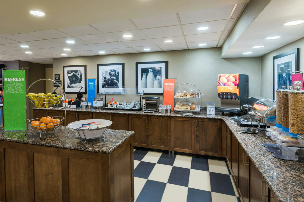 Hampton Inn Charlotte University Place