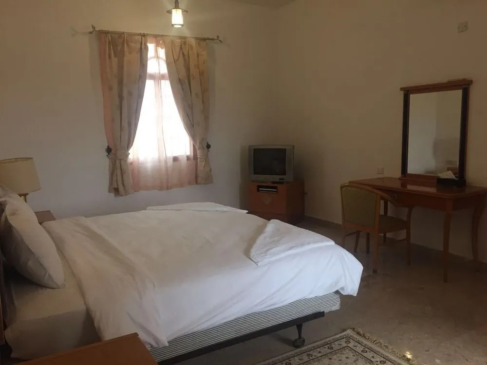 Al Hoota Rest House