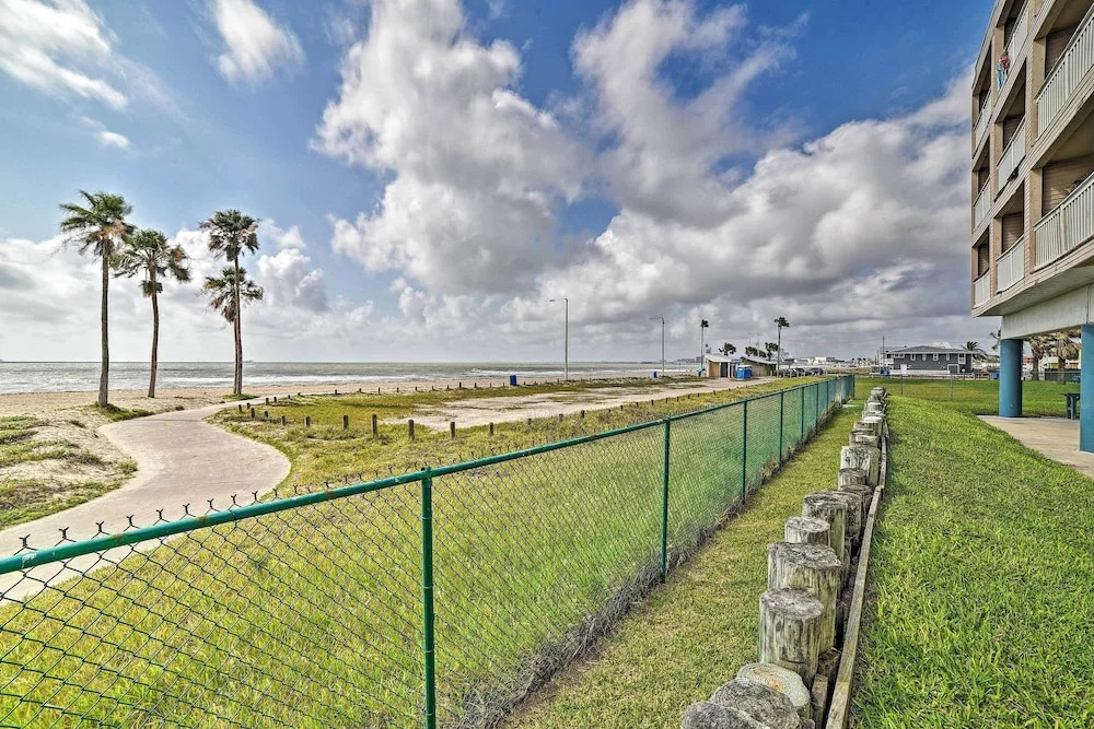 Corpus Christi Beach Condo 1107