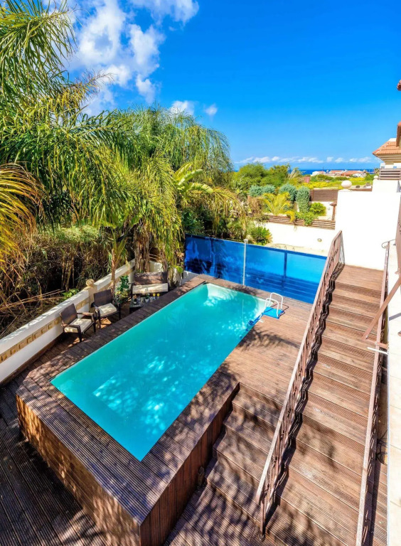 Villa Eden