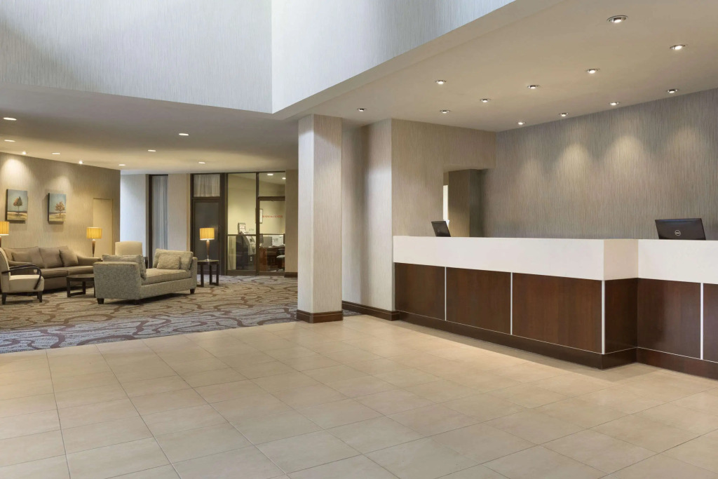 Ramada by Wyndham Belleville Harbourview Conference Center