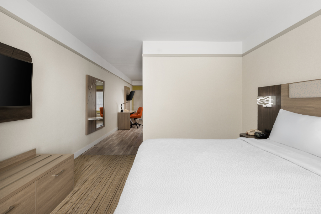 Holiday Inn Express Hotel & Suites San Dimas by IHG