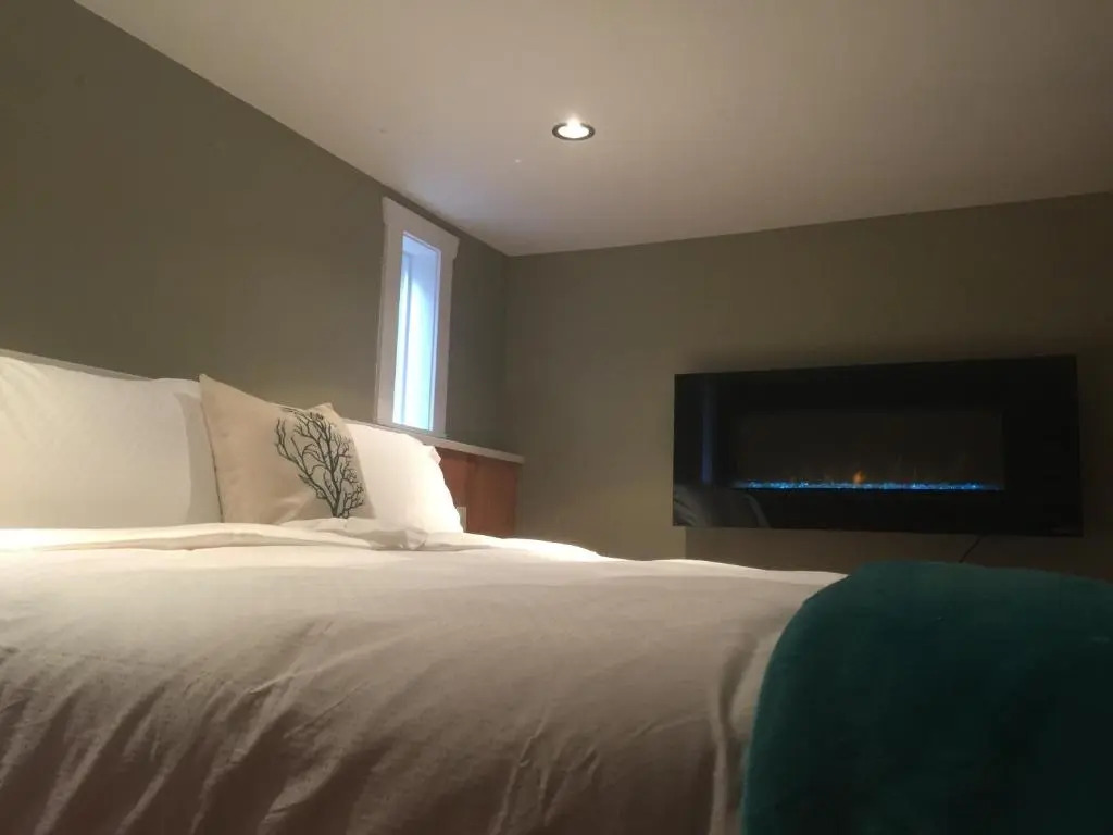 La Mer Inn- Harbour Suite