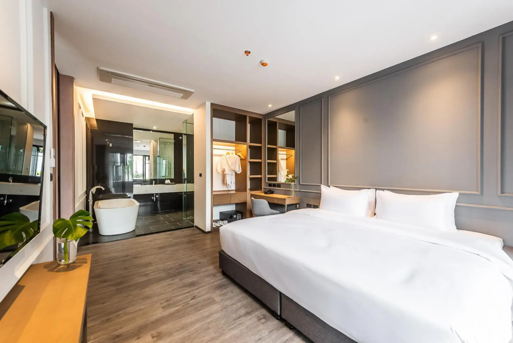 One Patio Hotel Pattaya - SHA Extra Plus