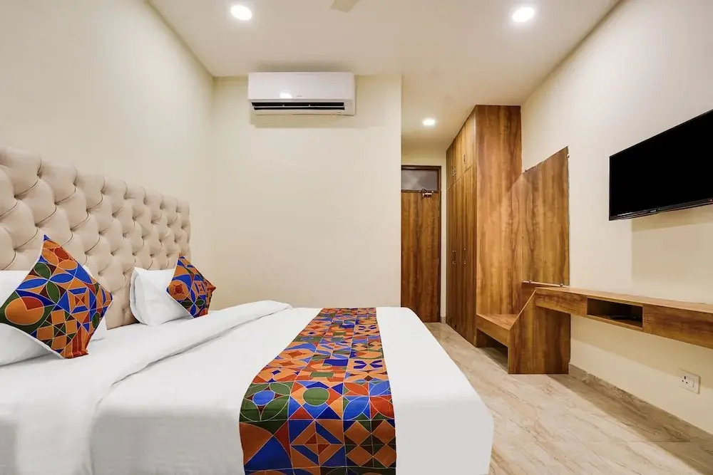 FabHotel Prime Royals Orchard
