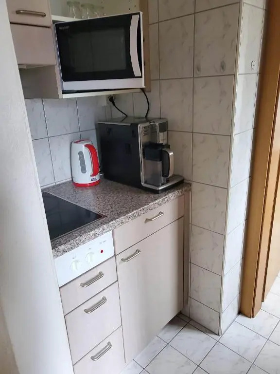 Large studio apartment on the Promenade