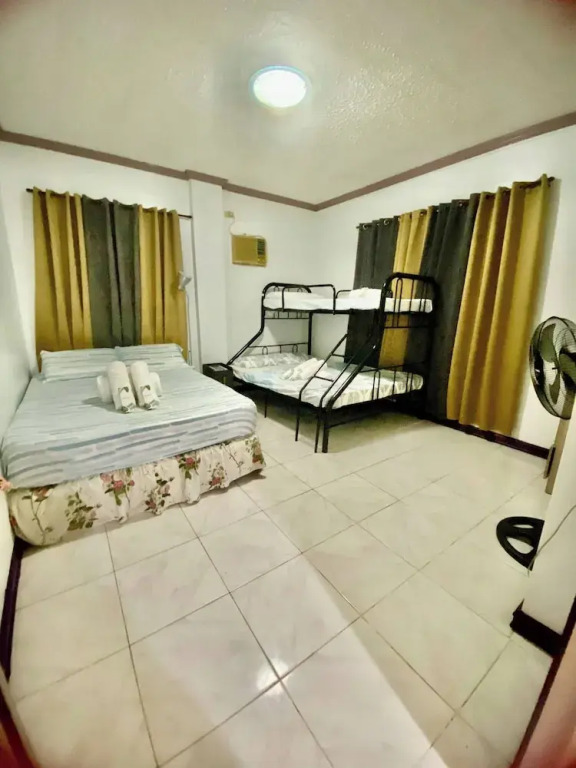 Len Staycation in Panabo 3BDR-2BR-Downstairs Wifi Netflix