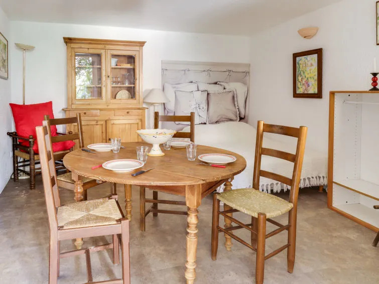 Studio Village de Bormes les Mimosas by Interhome