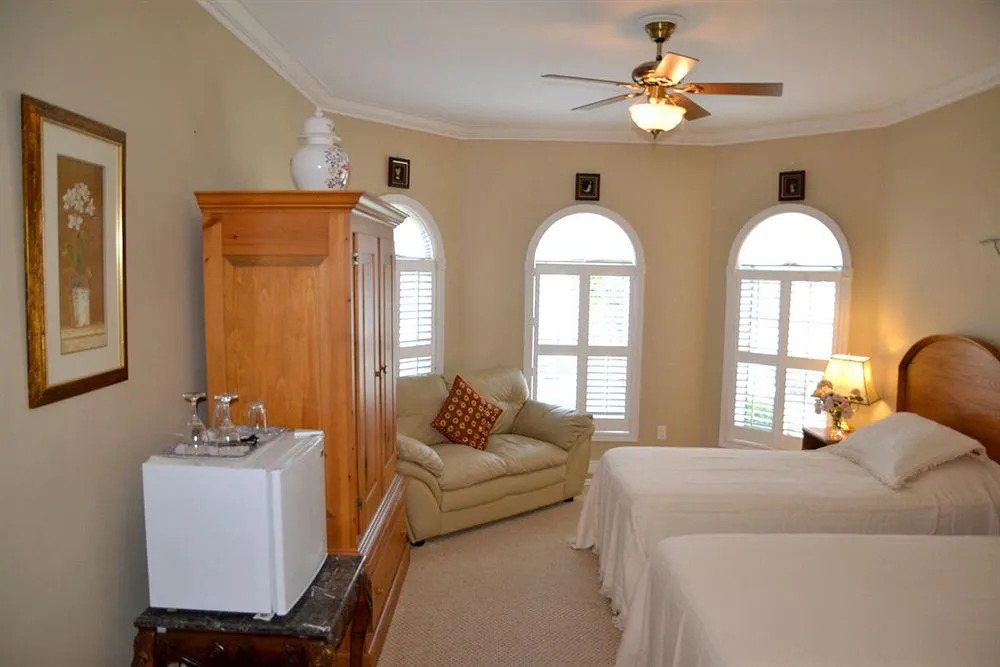 Graystone Bed & Breakfast