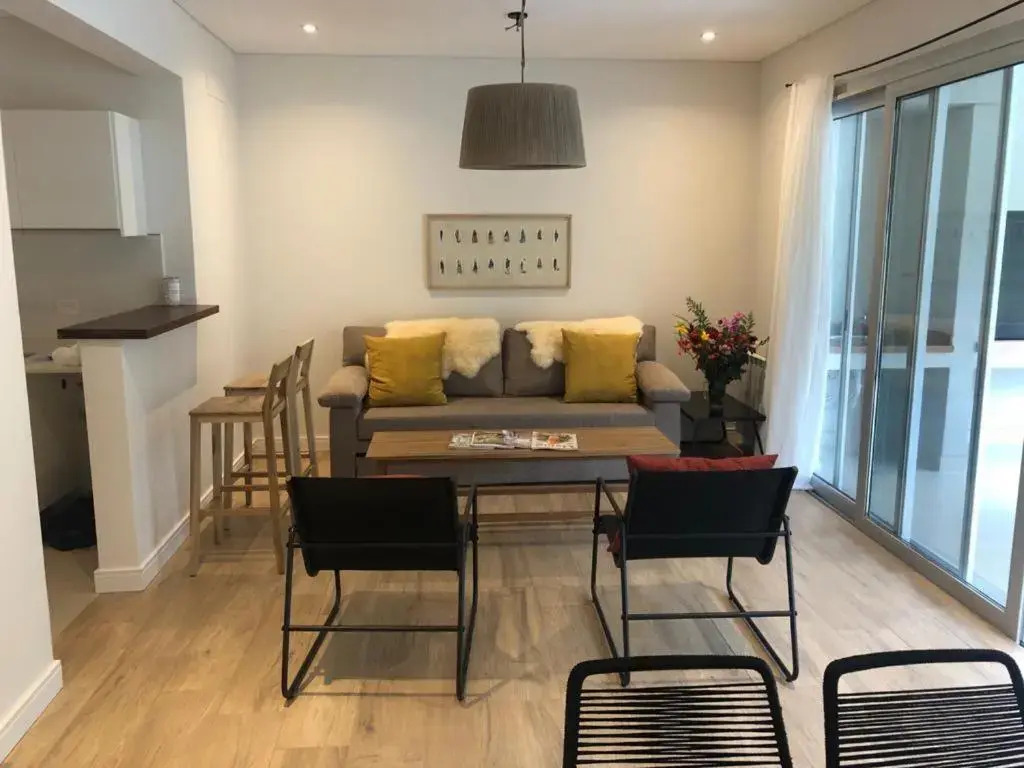 DEPARTAMENTO para 4 personas EN BARRIO CERRADO!!