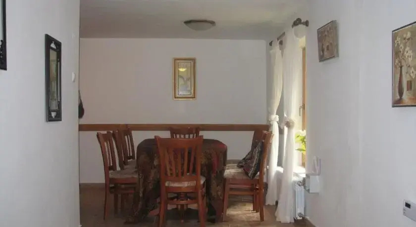 Elitza Villa