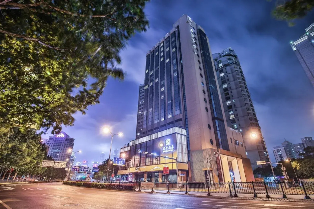 World Traders Hotel Chongqing