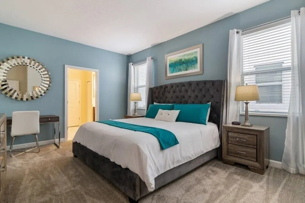 For Large Families 8 Bed With Movie Room! Home