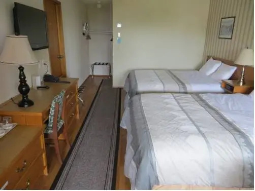 Schooner Motel