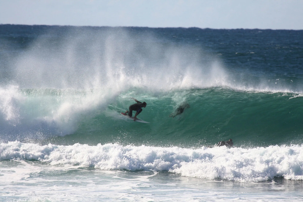 Bazil's Hostel & Surf School
