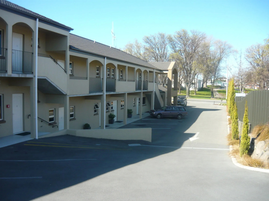 ASURE Avenue Motor Lodge