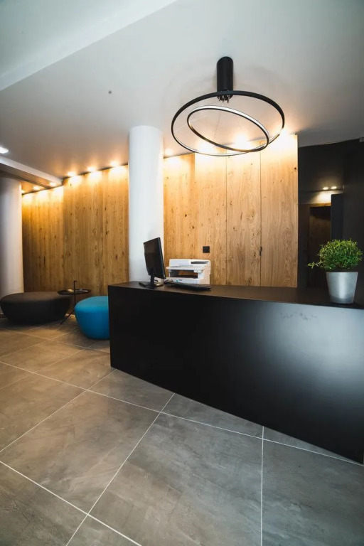 Marquise Suites