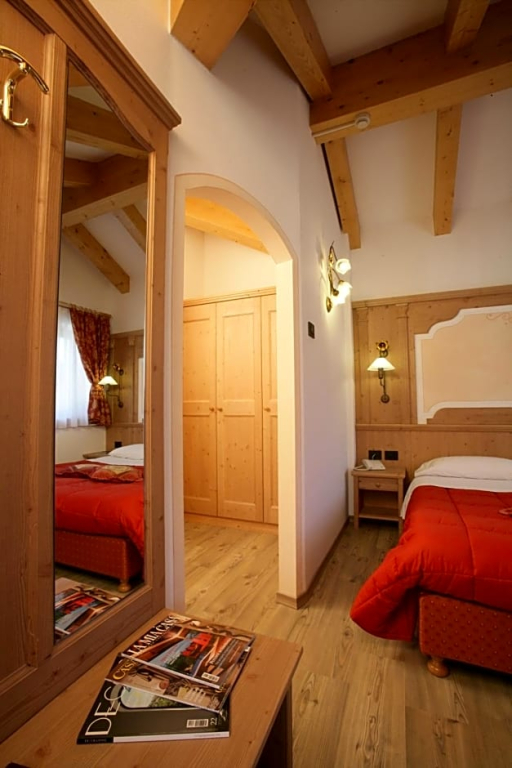 Hotel Garni La Roccia