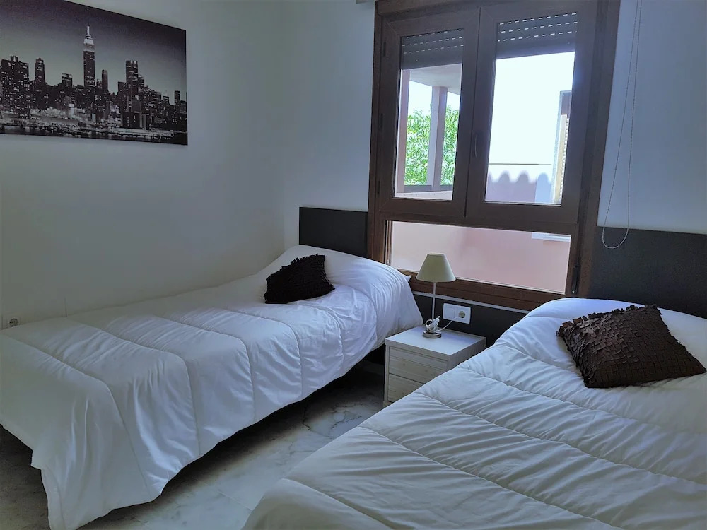 Charming Apartment in front of Villamartin Golf And Plaza