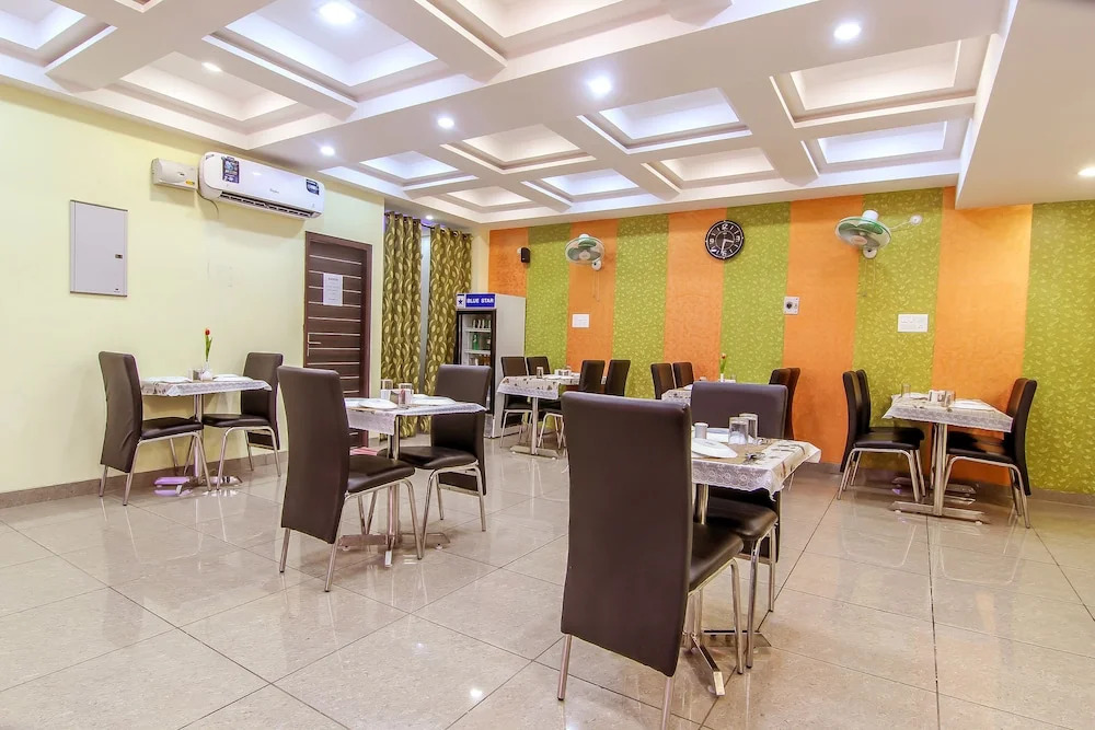 OYO 6806 Hotel Bodhi INN