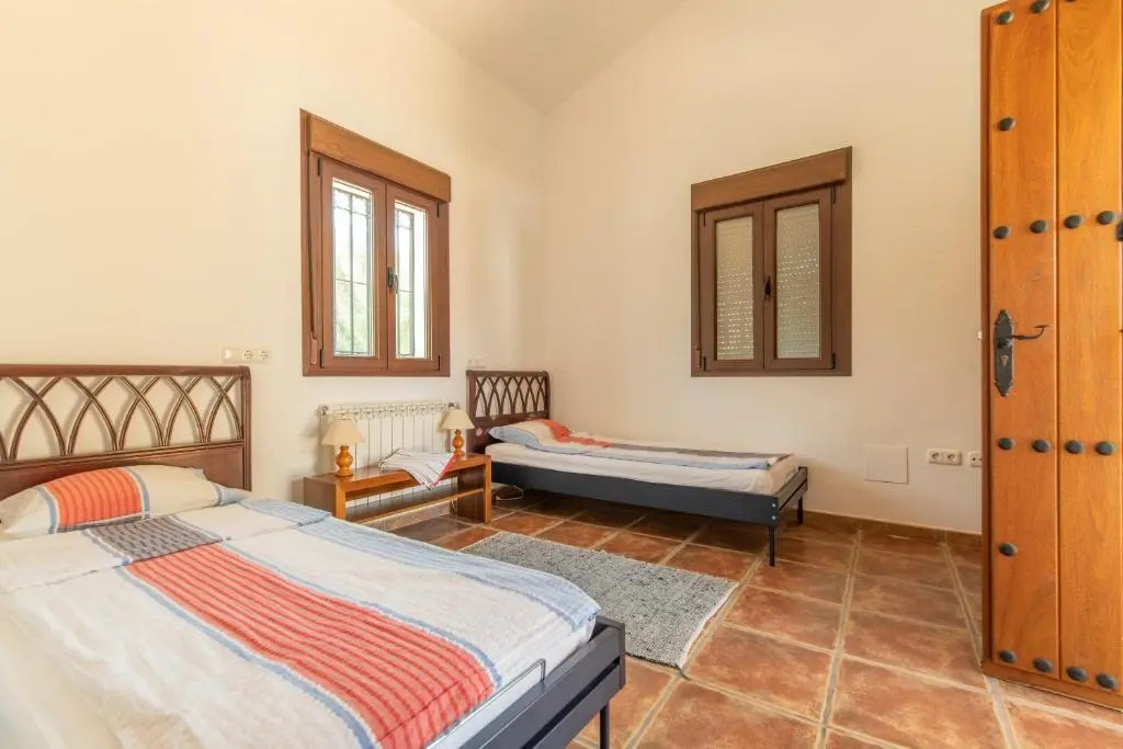 Cortijo Cantares by Rosas Cantares
