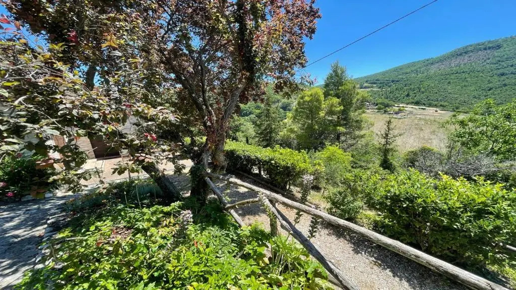 Enjoy Italy - Pool Villa Cerro in Spoleto