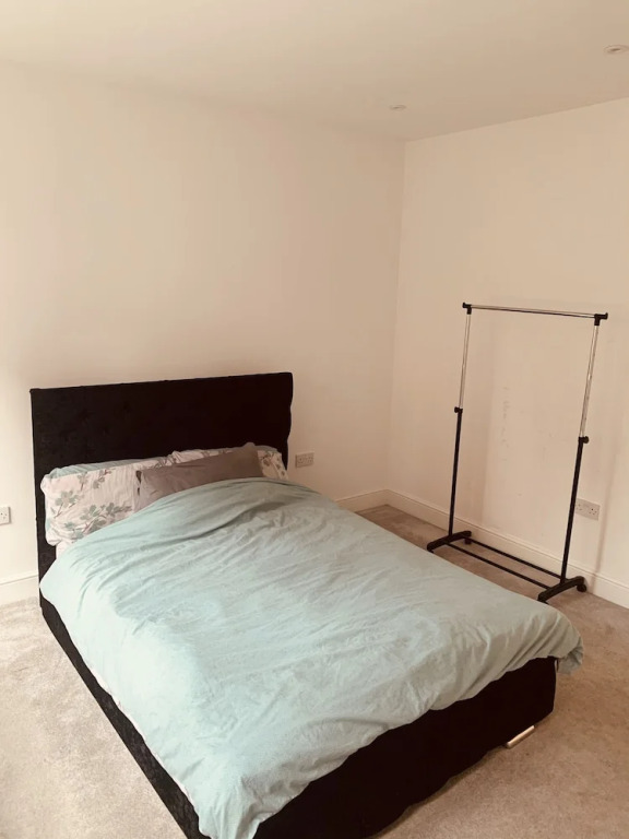 Immaculate 1-bed Apartment in Watford