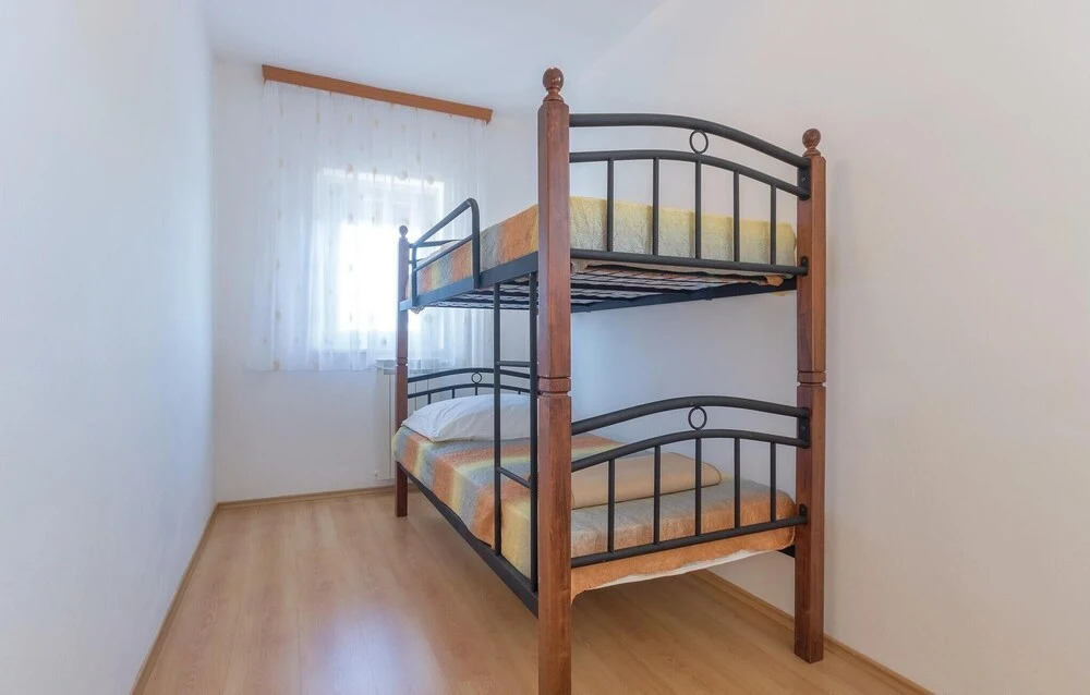 Beautiful Apartment in Vodnjan With 4 Bedrooms and Wifi