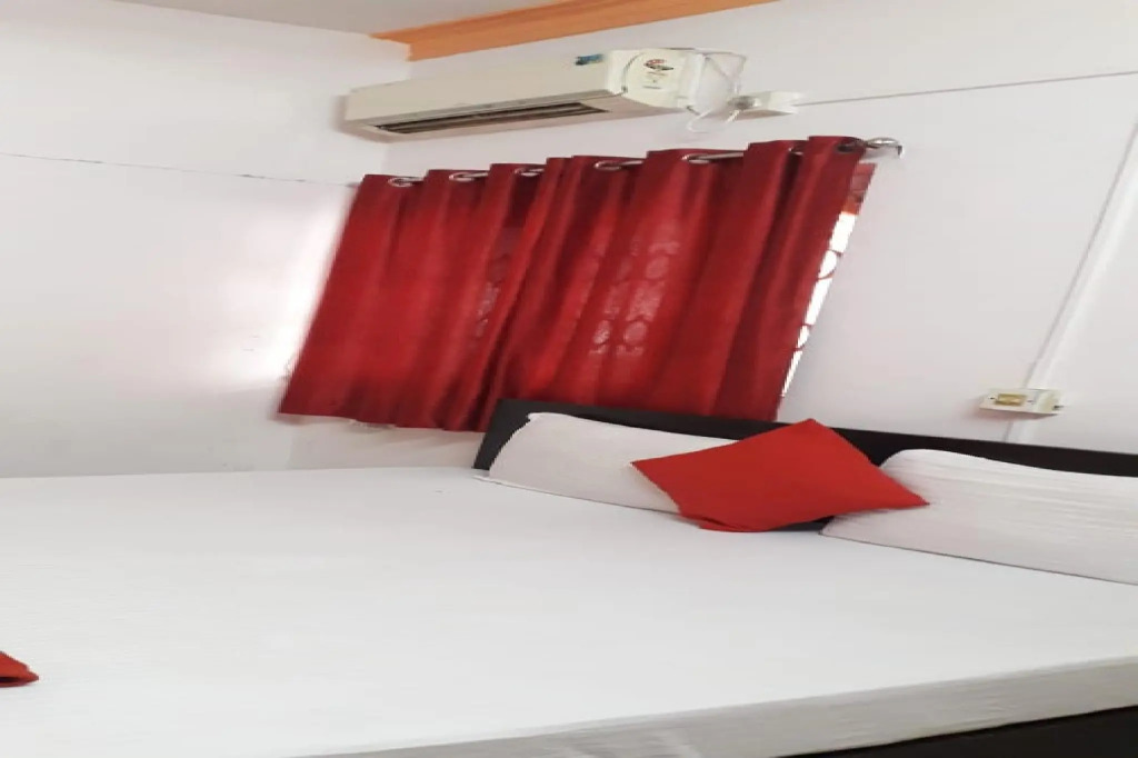 OYO 82552 Ruposhi Guest House