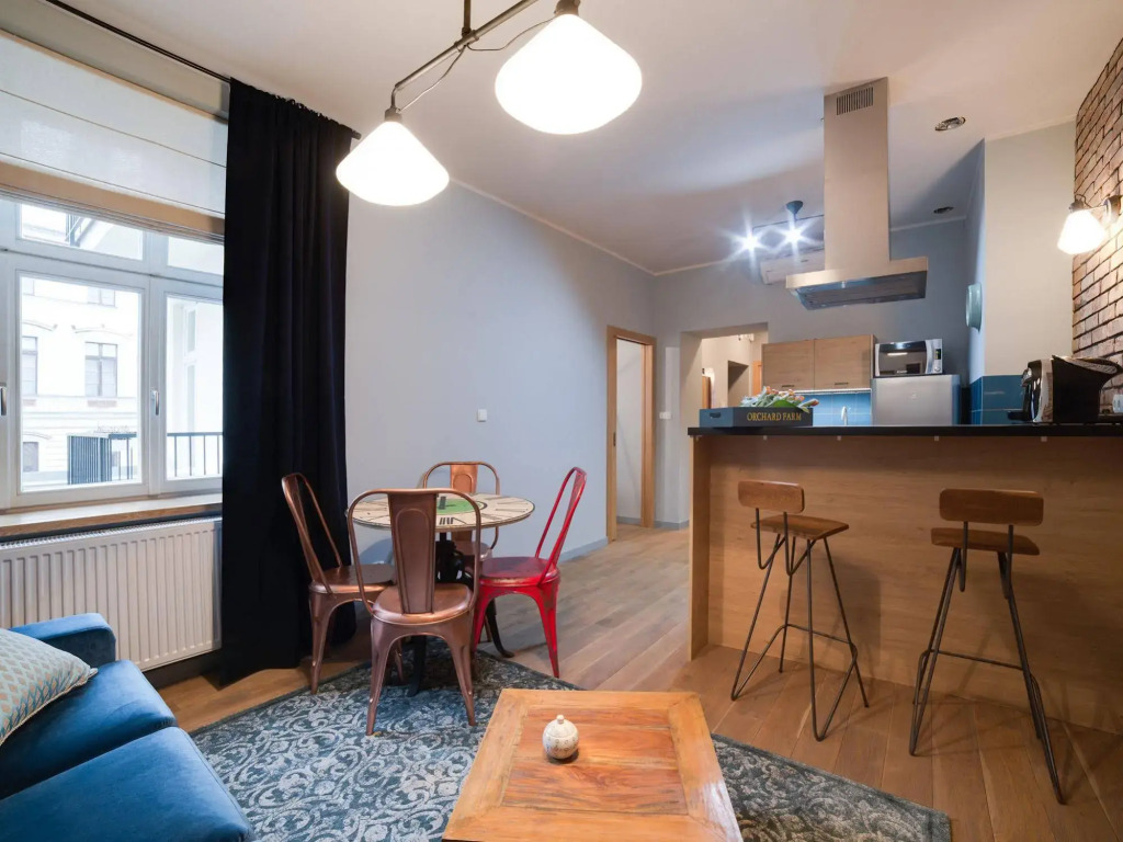 Too-Good Premium Apartments
