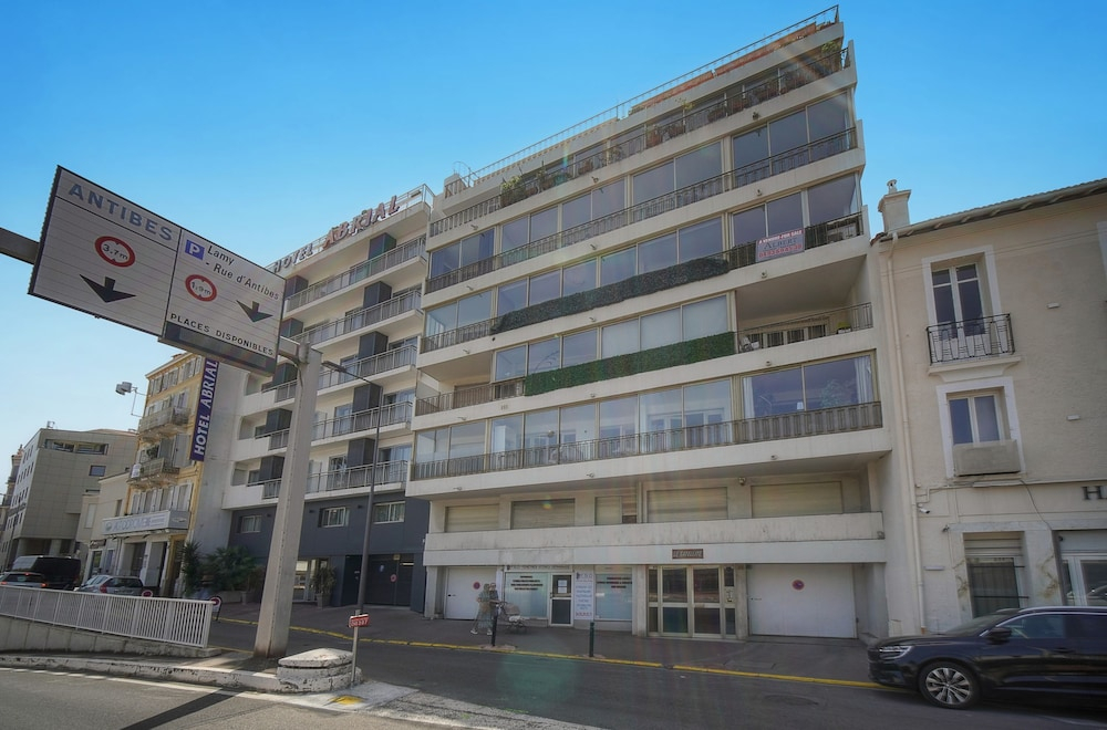 Ref 585935 in Cannes