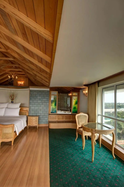 Le Meridien Kochi
