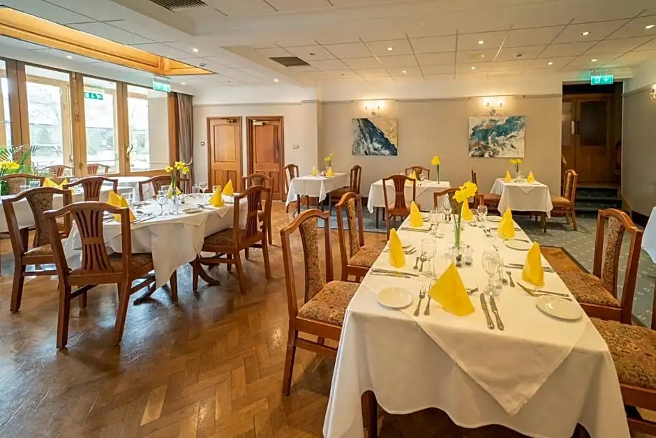 Littlebury Hotel