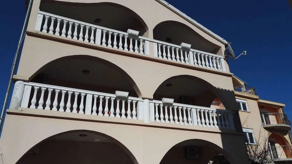 Apartments Nedjeljko