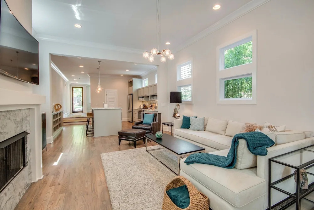 3BR 2 5 BA Nashville Contemporary by RedAwning