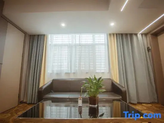Rujia Pebble Hotel (Baoying Anyi East Road, Baoying  Yangzhou)