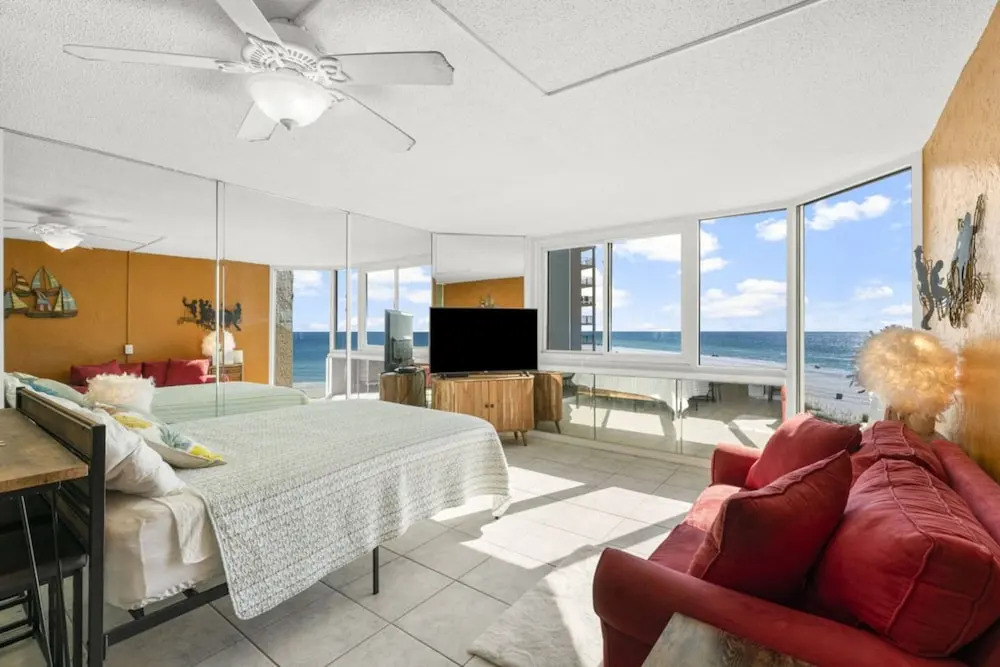 Top of the Gulf 421 - Luxury Beach View Condo