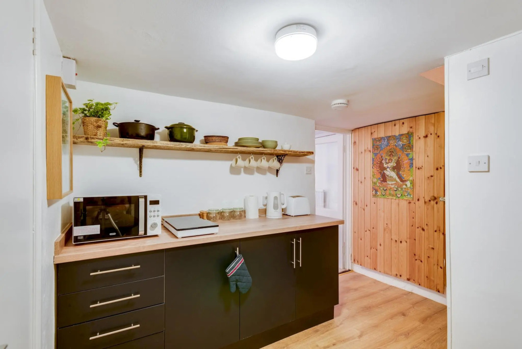 The Summertown Studio 1 Bedroom Kitchenette
