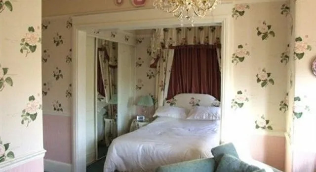 Whitefriars Hotel