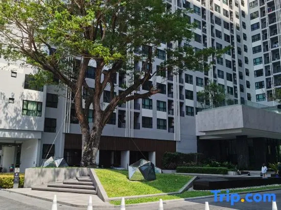 LLX Apartments at The Base condo