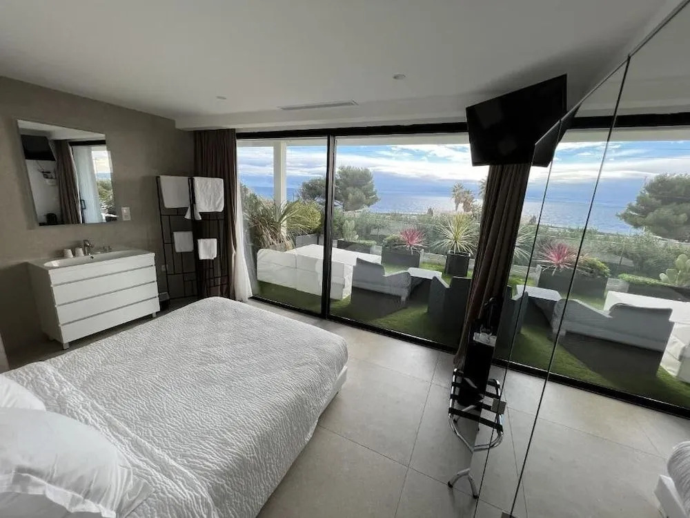 VILLA MIAMI