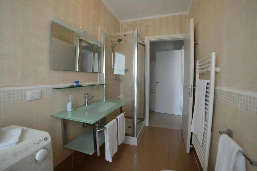 Nino Residence