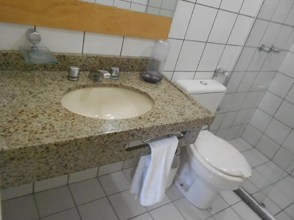ApartHotel - Praia Mansa 1 e 2 Qtos