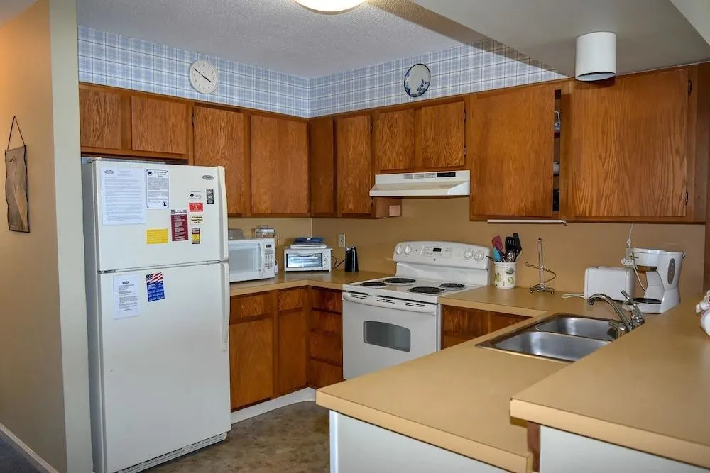 Palmetto Dunes 204 - 2 Br Condo