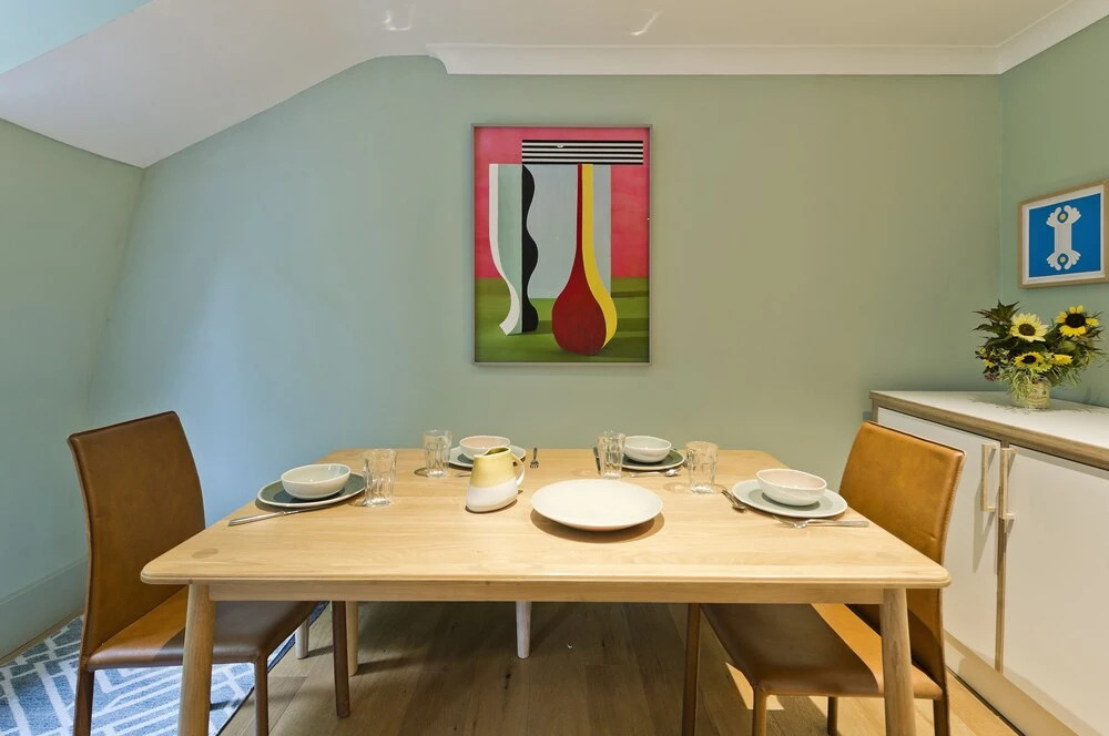Stunning Bayswater Apartment Near Hyde Park by Underthedoormat
