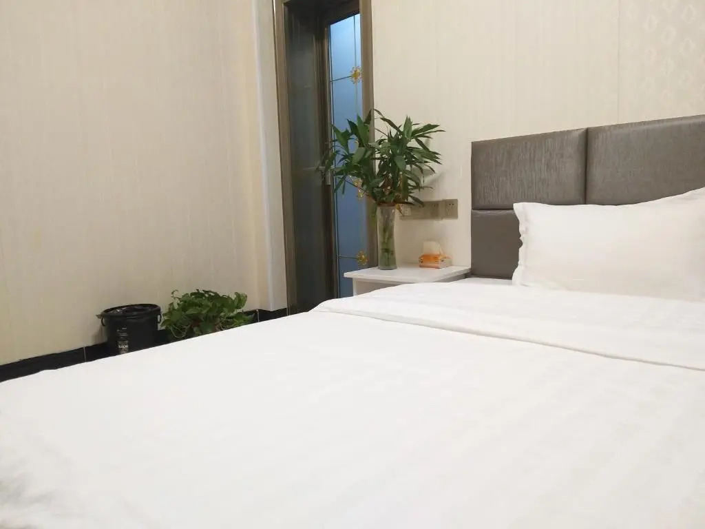 Nanjing Lafei Hotel Lukou Airport Branch
